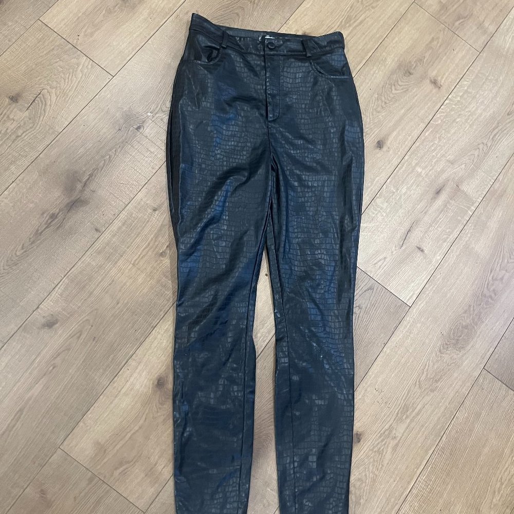Missguided Faux Leather Snakeskin Embossed Pants Size 8